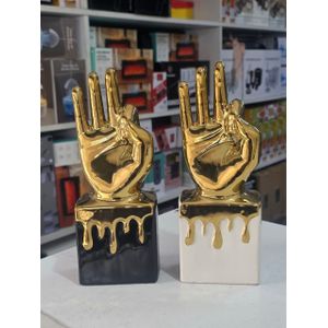 Creative Embroidery Medal Thumbs Up Trophy Resin Desktop Ornament Gold Silver Victory Decoration for Living Room Office Home Vintage Craft Award Style Statue 25x6x10.5cm Desk Decor Gift Modern