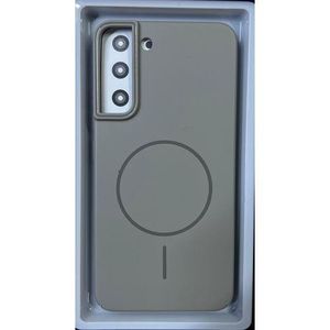 Anti-scratch slim Pc Magnetic Mag-Safe Phone case Cover for Samsung Galaxy S22