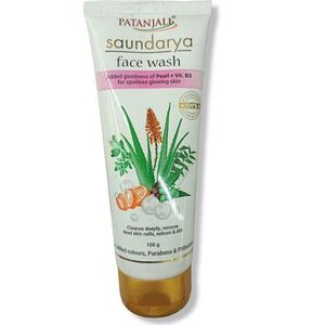 Patanjali Saundarya Face Wash Pearl+Vit. B3 Usable With Aloe Vera Gel bc