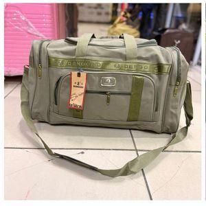 canvas material medium size multi pockets Travel Duffel