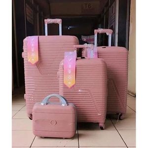 4 in 1 Luxurious Unbreakable Suitcase with double zip