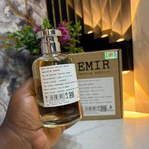 Rich Santal Perfume