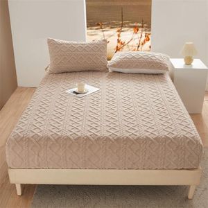 Beige Jacquard Sherpa Fleece Fitted Mattress Cover Set (6x6)