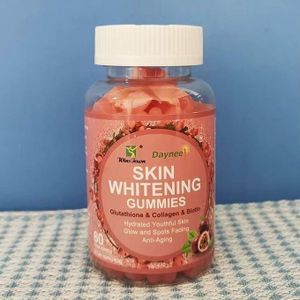 Daynee Anti aging, hydrated youthful looking skin whitening Gummies