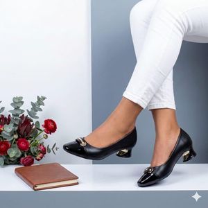 Elegant women's closed toe heels 