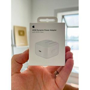 Apple iPhone 17 Pro Max 40W Dynamic Power charger Adapter with 50W Max
