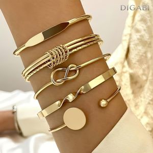 Digabi A Set of 5 Bracelets, Minimalist Geometric Round Polished Alloy Bracelets, Vintage Fashion Knot Open Bangle Set, Suitable for Women