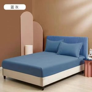 5 by 6 Mackintosh special Fitted with elastic edge 