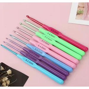 7pcs Aluminium Crochet Hook/Needle Set (2.0–5.0mm) – Ergonomic Soft-Grip, Colour-Coded – For Wool/Yarn, DIY Cap Scarf Bag