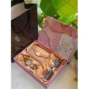 Luxury Ladies Gift Pack – Purse, Watch, Sunglasses, Card & Elegant Gift Bag