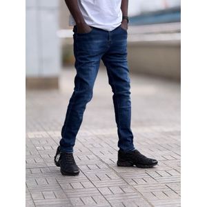 Slim Fit non-fade blue washed men denim jeans