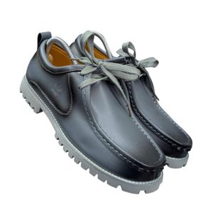 MEN'S MOC-TOE LACE-UP SHOE WITH LUG SOLE