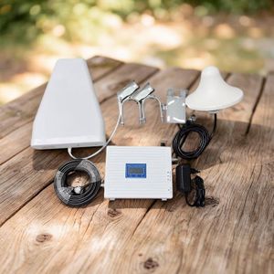 High Quality Heavy Duty High-Quality Body Construction 2G, 3G,4G Tri Band GSM Mobile Cell Phone Networks Signal Booster Enhancer Repeater Amplifier Complete System Kit