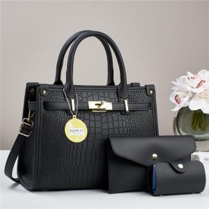 Timeless Elegance: The Iconic Handbag Set For Effortless Style And Everyday Convenience