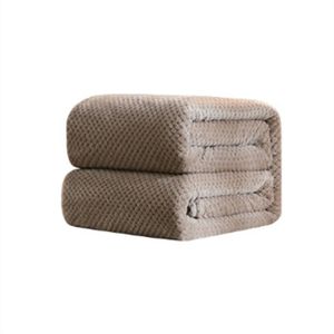 Thicken Solid Color Mesh Pineapple Flannel Blanket, Size:200x230cm - Kahki