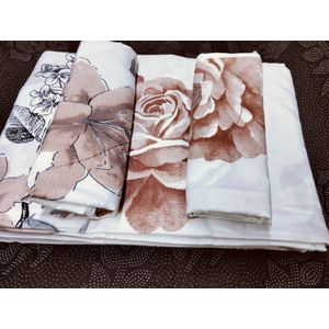 Fade-resistant, shrink-resistant Cotton 4-Piece Bedsheet Set – 5×6 ft (2 Bedsheets + 2 Pillowcases) Soft & Comfortable Fabric Made from high-quality breathable material for a cozy sleep experience.