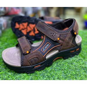 Classic Men Open Sandals in Brown