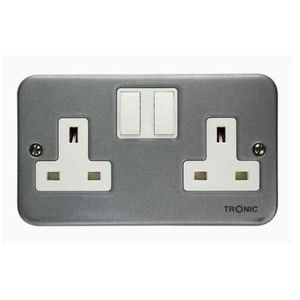 Twin Metal Clad Socket 13Amps