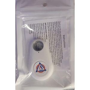 WHITE-Mini GPS Tracker for Pets,Kids Etc With Real-Time Tracking