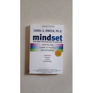 Kinsman "Mindset: The New Psychology of Success" Book By Carol S. Dweck, Ph.D.