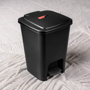 	Hands-Free Non-Slip Pedal Lightweight Design Compact 30L Black Hard Plastic Step Pedal Waste Garbage Dust Bin 