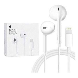 Apple  earpods lightning connector