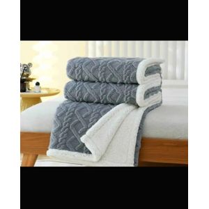 6 by 7 Sharper fleece Cozy fleece and plush texture 