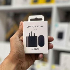 Samsung  25W Super Fast Travel Adapter USB C to C for Galaxy S10 and More