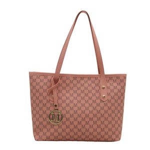 General Miss DG 2025 New Fashionable Commuting Tote Bag, Stylish Single Shoulder Bag, Large Capacity Handbag Pink