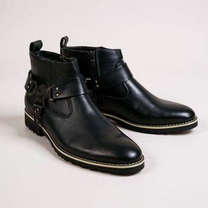 Premium Black Leather Ankle Boots for Men. Men's Durable & Stylish Treaded Sole Boots, Confidence-Boosting Black Boots.
