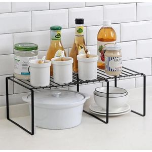 Expandable shelf raiser