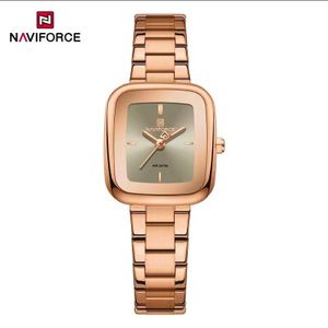 Naviforce Ladies classic Top Luxury 30M water resistant watch