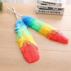 2 pcs Set Feather Duster Net Red Chicken Feather Duster Hair Duster Anti-Static Household Dust Removal Color Plastic Nylon Cleaning Tool Handle Dusters Brushes