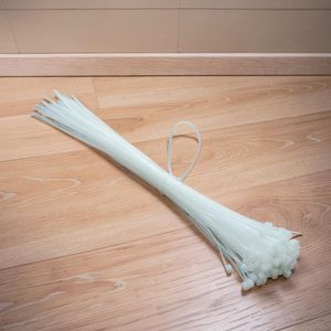 Easy Installation Strong Secure Fastening 20 Pieces of White Nylon Self Locking Cable Ties Tie wraps