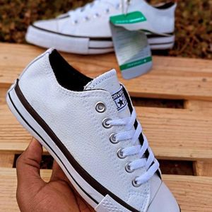 Canvas leather white