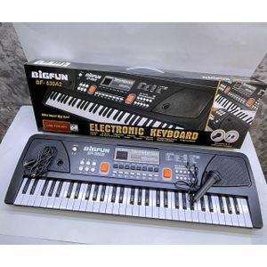 61 keys Electric Piano with microphone and charging cable