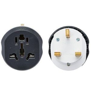 Universal International 250V 13A Travel Adapter And Converter With 3 Pin UK And 2 Pin Eu Plug