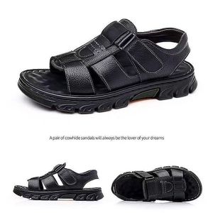 Men's Summer Beach Sandals, thick non-slip sole, equipped with hook-and-loop fastener straps, comfortable flip flops for outdoor daily wear