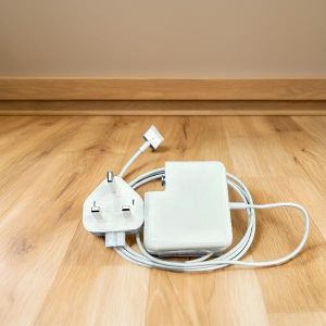 High-Quality Body Construction Apple Macbook 60W Watts Magsafe 2 T-shaped Tip connector Replacement Power Adapter Charger