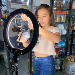 10 inches ring light - Tiktok Live starter kit for begginers. It has a 7 Feet Tripod Stand for Mobile Phones & Camera, 3 Temperature Mode Dimmable Lighting