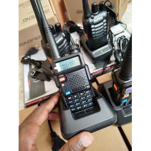 Baofeng UV-5R  Ham Radio Long Range Dual Band VHF UHF Handheld Walkie Talkies with 1800mAh Li-ion Battery and Earpiece for Hunting Survival Gear Two Way Radio,2Pack