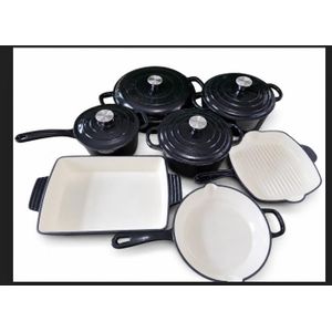 Enamel cast iron cooking pots 