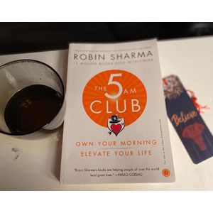 The 5 AM Club Book by Robin Sharma