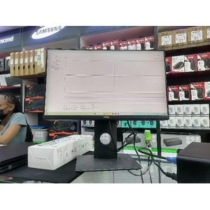 DELL 22 inch edge to edge