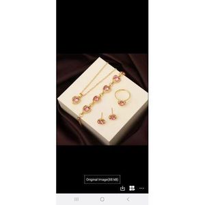 Amour Women/ Ladies 4pcs Jewelry Gift Set with Necklace, Earrings, Ring & Bracelet Ideal for gifting girlfriends, wives, fiancées, or loved ones Romantic & Elegant Design for timeless expression of love Perfect for Dating, Graduation, Anniversaries