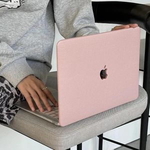 Apple Crocodile Leather Shell MacBook Case Cover For Macbook Pro 14 A2442 A2779 A2992 A2918 A3112 A3185 A3401 A3434- Nude Pink