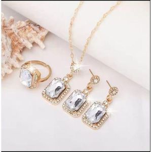 Amour women 3-Pcs Jewelry Valentine Gift Set with Necklace, Earrings & Ring Celebrate love in style This stunning 3pc gift set features a sparkling necklace, matching earrings & ring the perfect Valentine’s surprise for the special lady in your life.