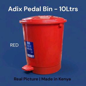 Adix 10 litres plastic pedal bin red.