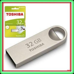 Toshiba  32 GB Flash Disk -Silver