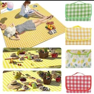 Picnic Blanket,Extra Large Tartan Picnic Mat With Carrying Handle Foldable and Portable 150CM X 200CM,Picnic Camping Blanket for Camping, Park, Garden, Beach, Outdoor,Yellow and White Grid